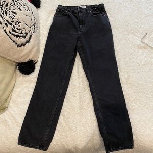 Abercrombie & Fitch 90’s Straight leg high rise black jeans, no stretch, size 6